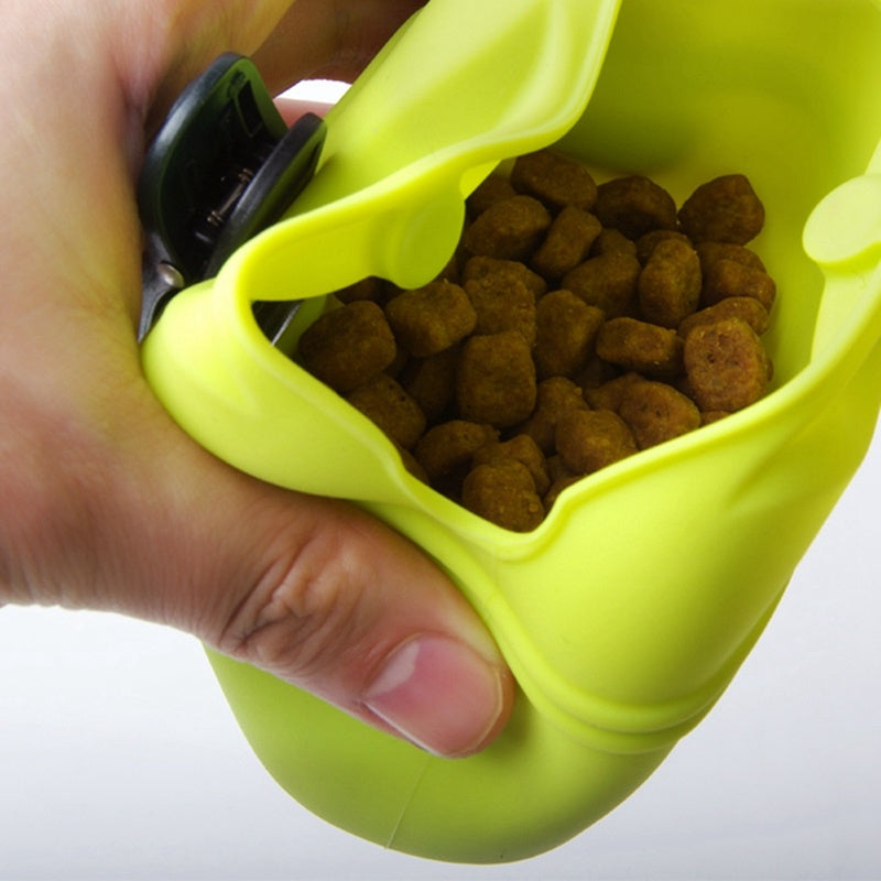 Portable Puppy Snack Bag Snack Bag Pet Training Bag With Clip Magnetic Closure Dog Snack Bag Silicone